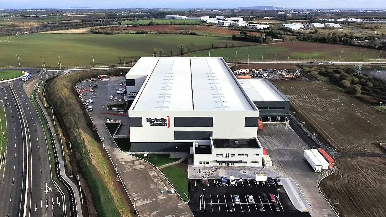 The investment of €20 million provided a new 12,500m2 temperature-controlled storage facility in Hollystown advancing Ireland’s export and import markets global position and was uniquely placed to service Ireland’s thriving Nutritional and Bio-Tech sectors.